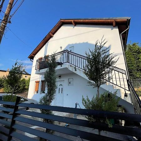 Rock Hostel Priștina Exterior foto
